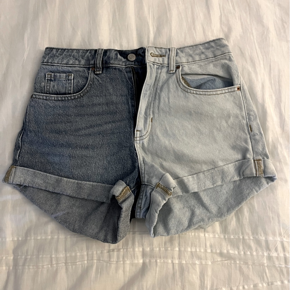 Pacsun Two-Toned denim shorts